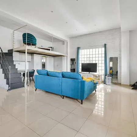 Large, Spacious Loft For 6 People In Paris Διαμέρισμα Bagnolet